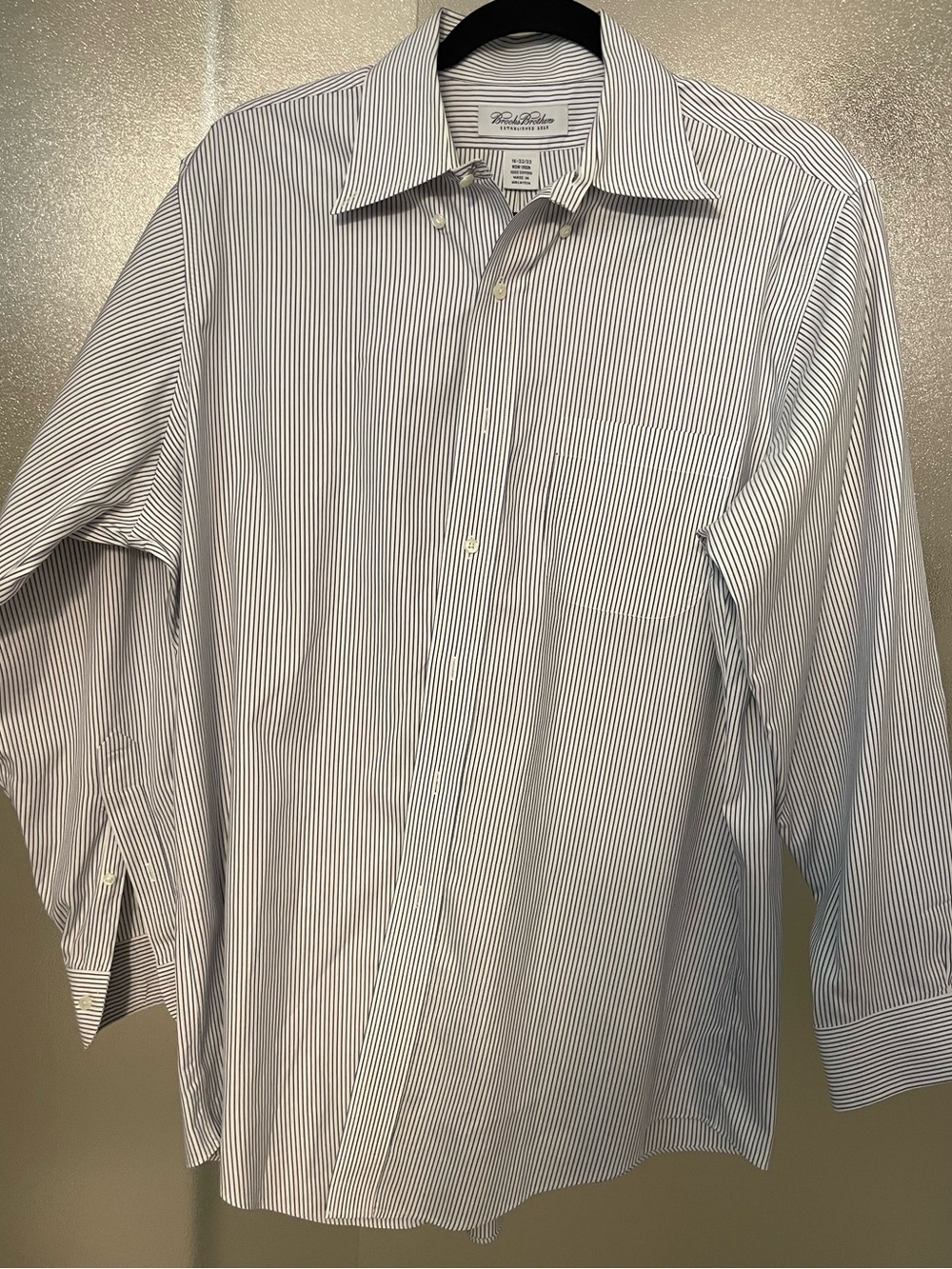 Brooks Brothers Men's White Shirt with Thin Blue Pinstripes